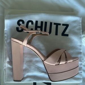 Schutz Sandal - NIB